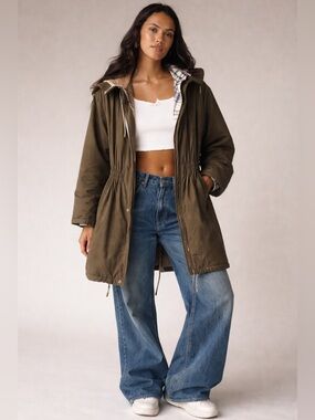 Burberrys Olive Green Hooded Parka Jacket